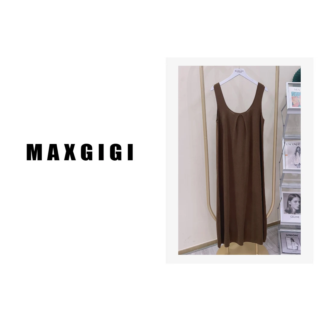 【玛可祺祺】MAXIGIGI秋装显瘦无袖慵懒宽松针织V领连衣裙#23831