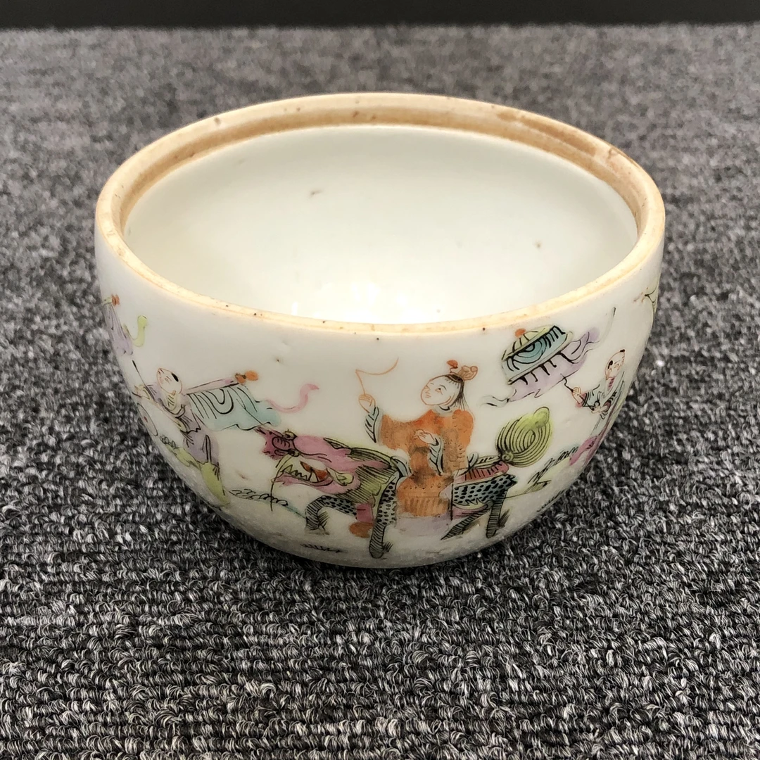 【古董拍卖】【同治时期】粉彩麒麟送子罐