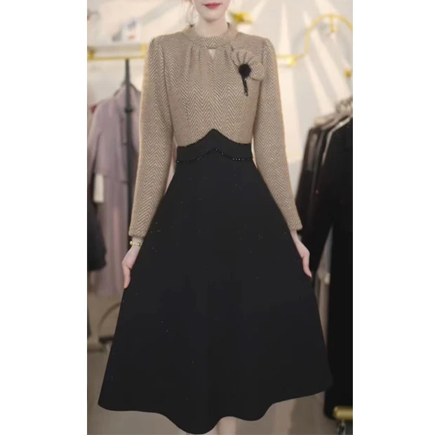 M822秋冬法式高级撞色优雅气质加厚2024新款百搭显瘦长袖连衣裙