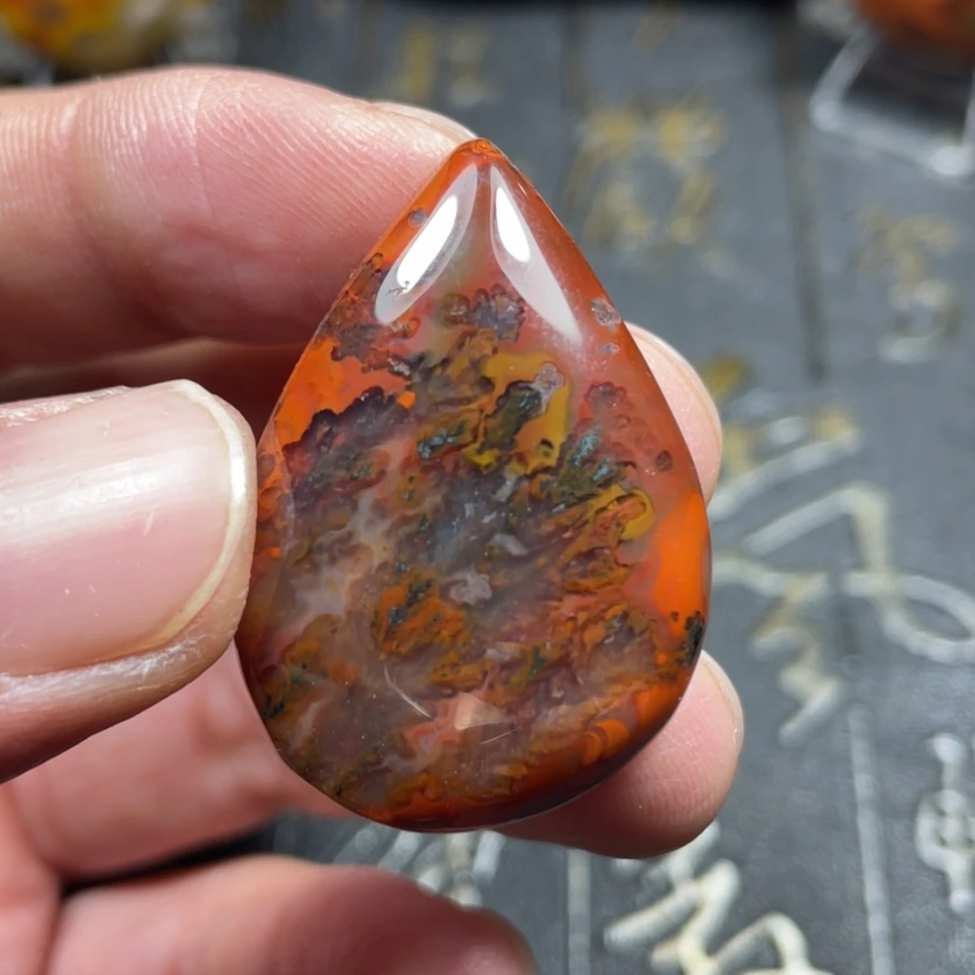 【闪购商品】玛瑙/玉髓颈饰未镶嵌知****乐