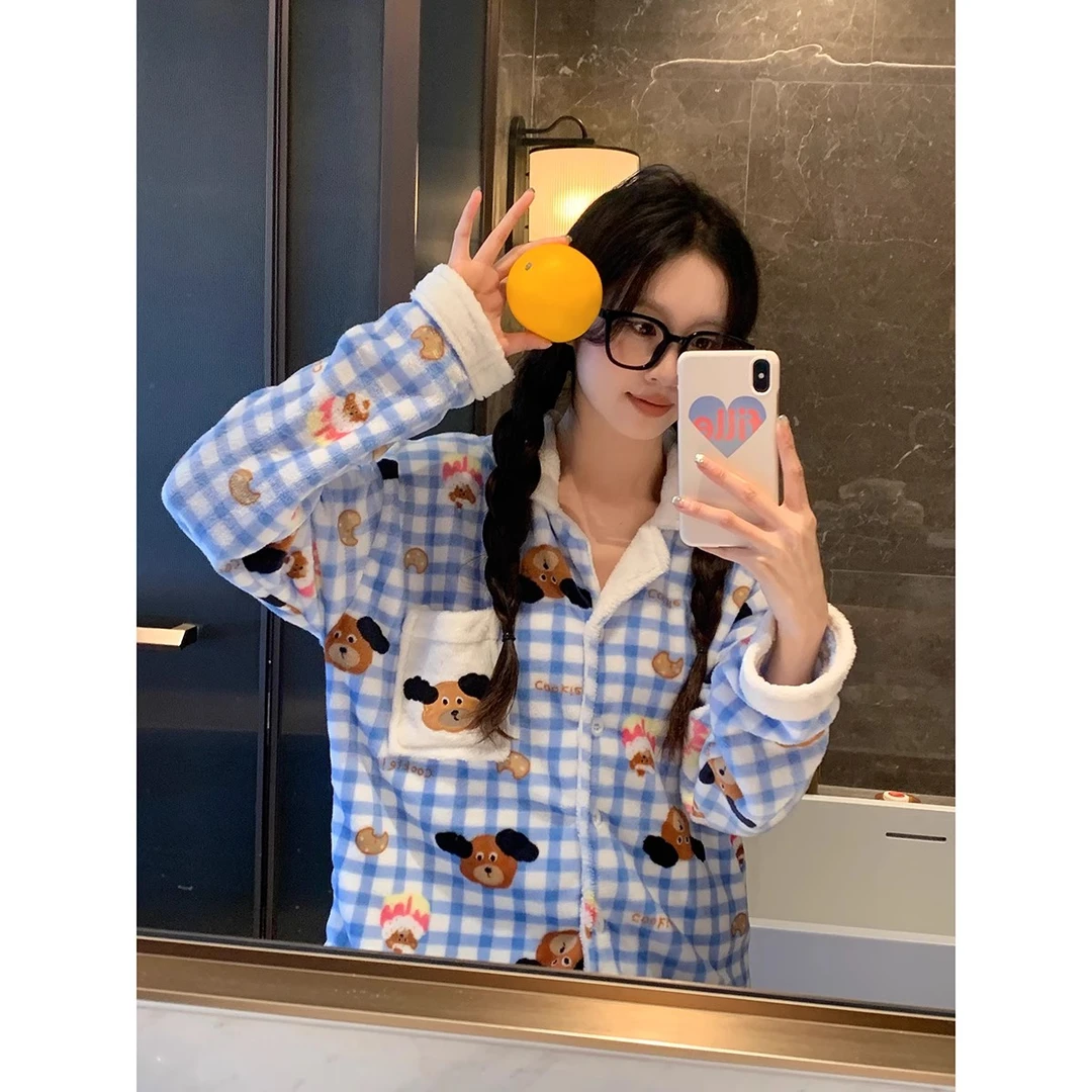 珊瑚绒卡通可爱格子睡衣长袖亲肤保暖秋冬季女生外穿加厚新家居服