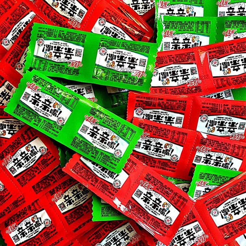 佳龙亲亲嘴辣条 亲嘴麻辣烧零食大礼包休闲零食食品辣条辣片