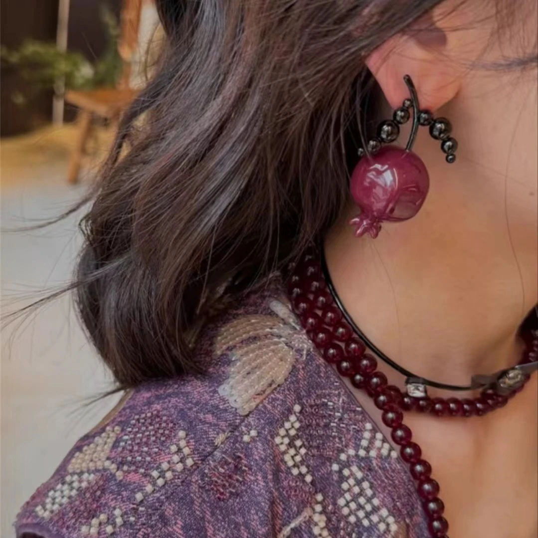 铜合金耳饰 珐琅彩石榴耳钉福寿三多高级感夸张时髦925银针耳环