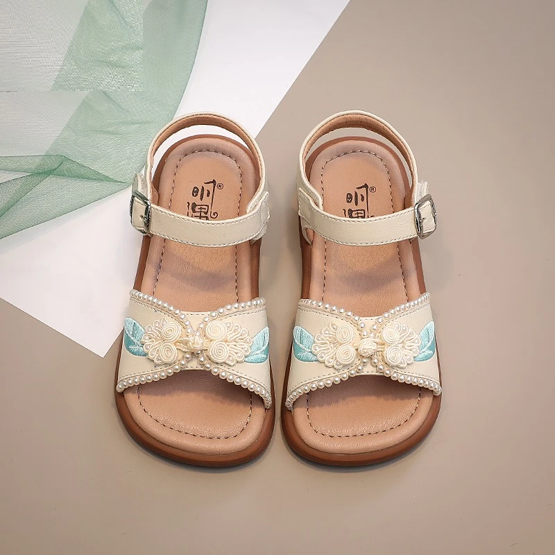女童鞋子儿童公主鞋2024新款夏款小女孩中国风软底露趾凉鞋422095
