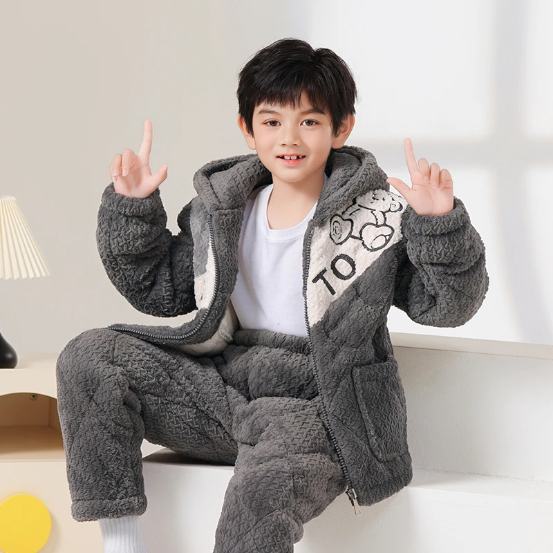 儿童冬款男童冬季法兰绒三层夹棉大童加绒加厚小男孩家居服中大童