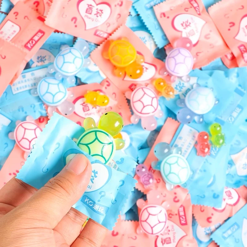 夜光乌龟动物公仔摆件对对碰盲袋玩具网红树脂配件桌面车载装饰