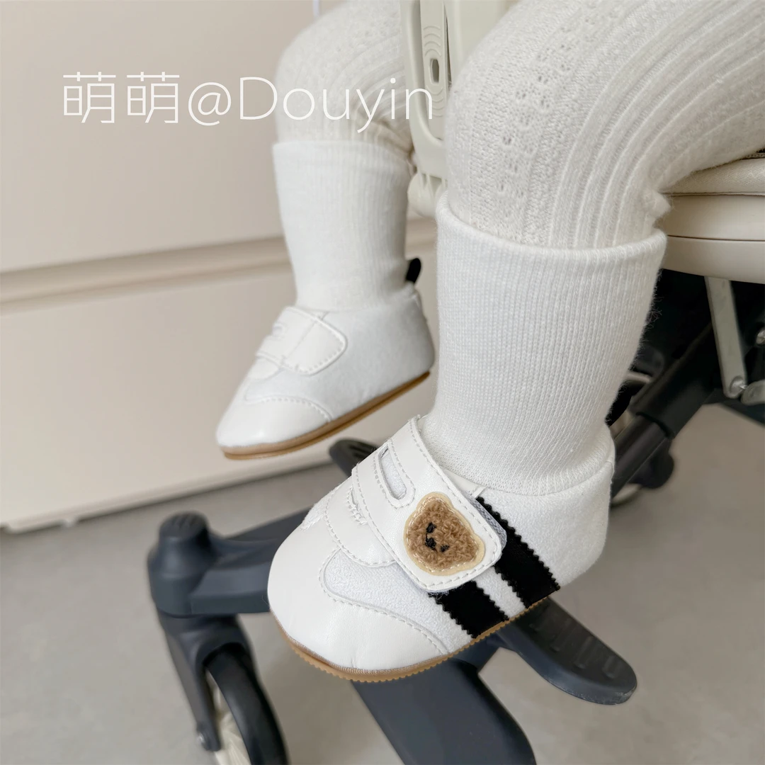 新生儿宝宝春秋鞋袜0-1岁软布底幼儿学步3-6-9-12个月地板不掉鞋