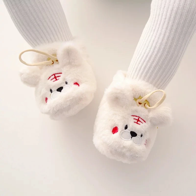 婴儿鞋冬季0-1岁宝宝加绒保暖棉鞋毛毛鞋男女宝宝鞋袜不掉鞋套