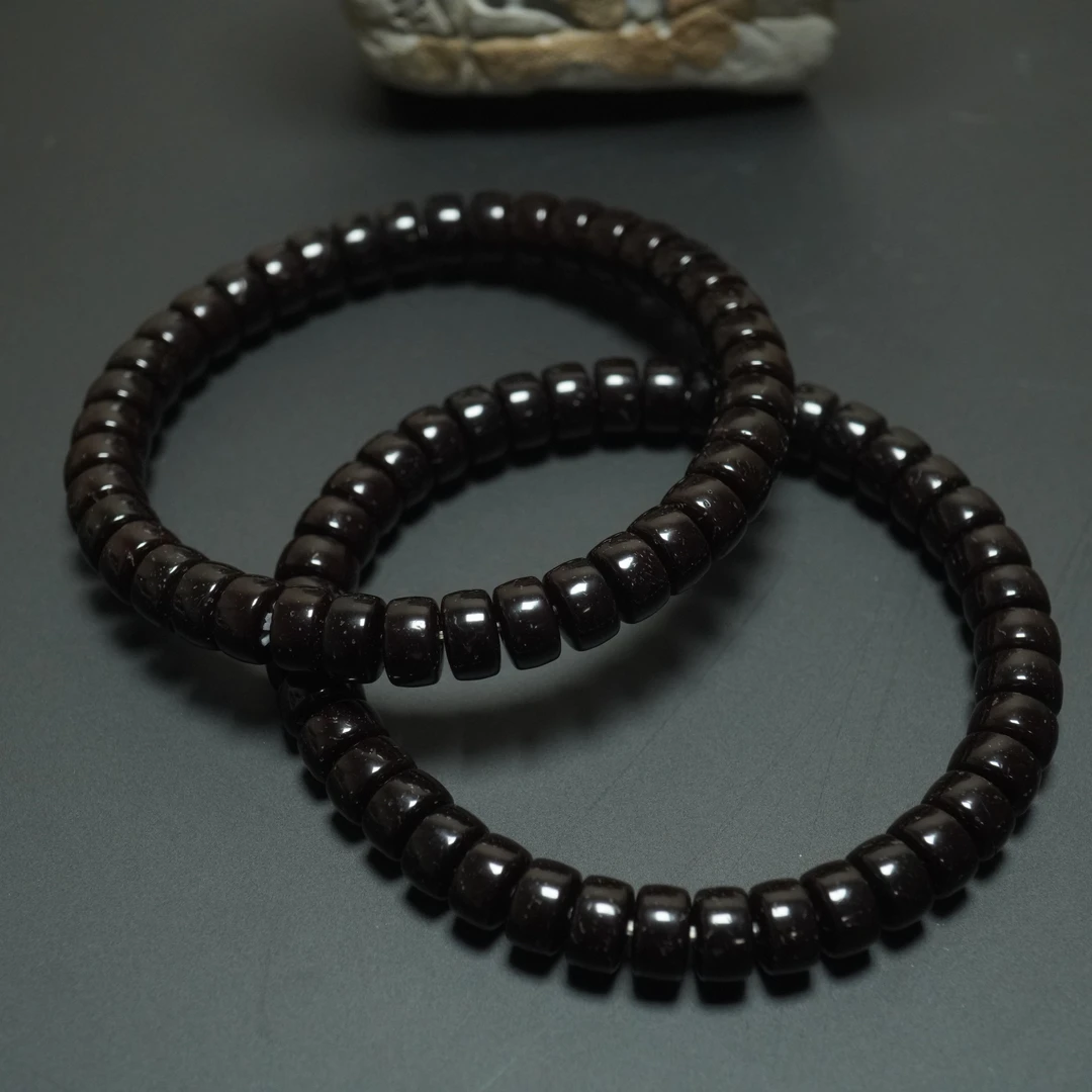 《小鱼文玩》J002极金老料原生态椰蒂老料单圈尺寸7mm左右一条