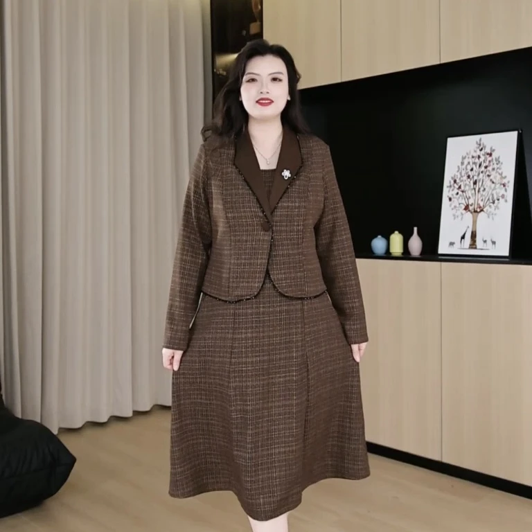 胖依依大码女装假两件宽松减龄洋气遮肉显瘦连衣裙ZB6177