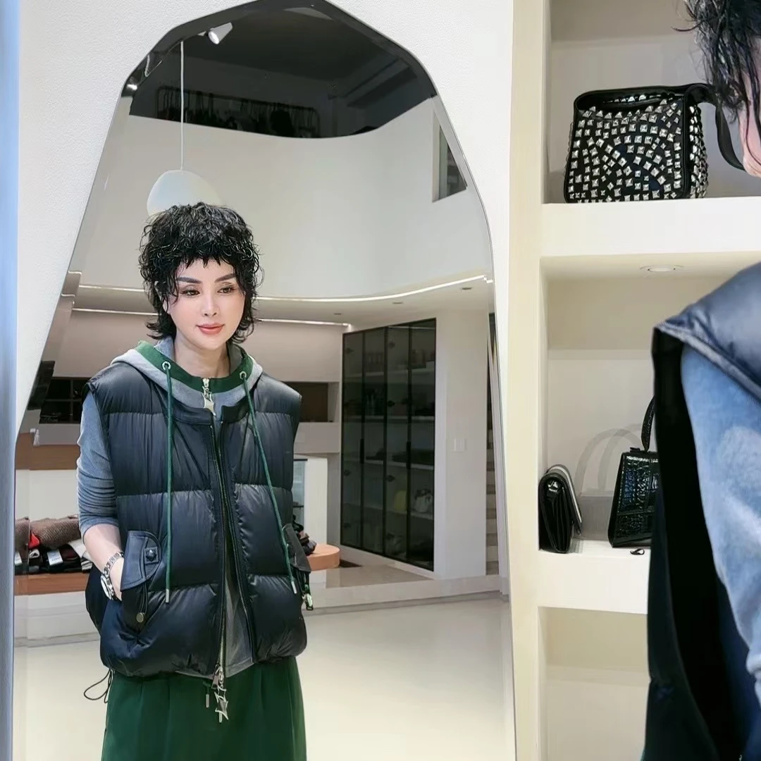 迷巧时尚新款网红休闲百搭宽松潮流拼接绵羊皮羽绒马甲