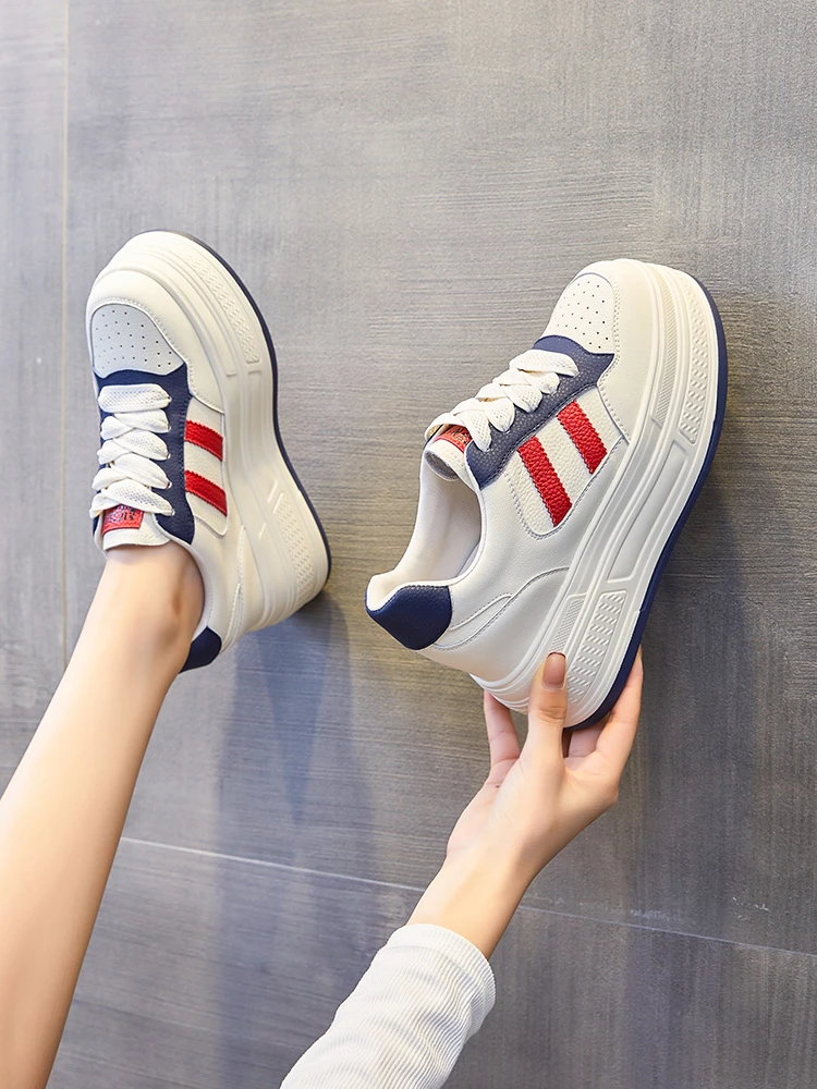 8.5公分松糕厚底增高小白鞋2024新款简约撞色百搭透气休闲鞋