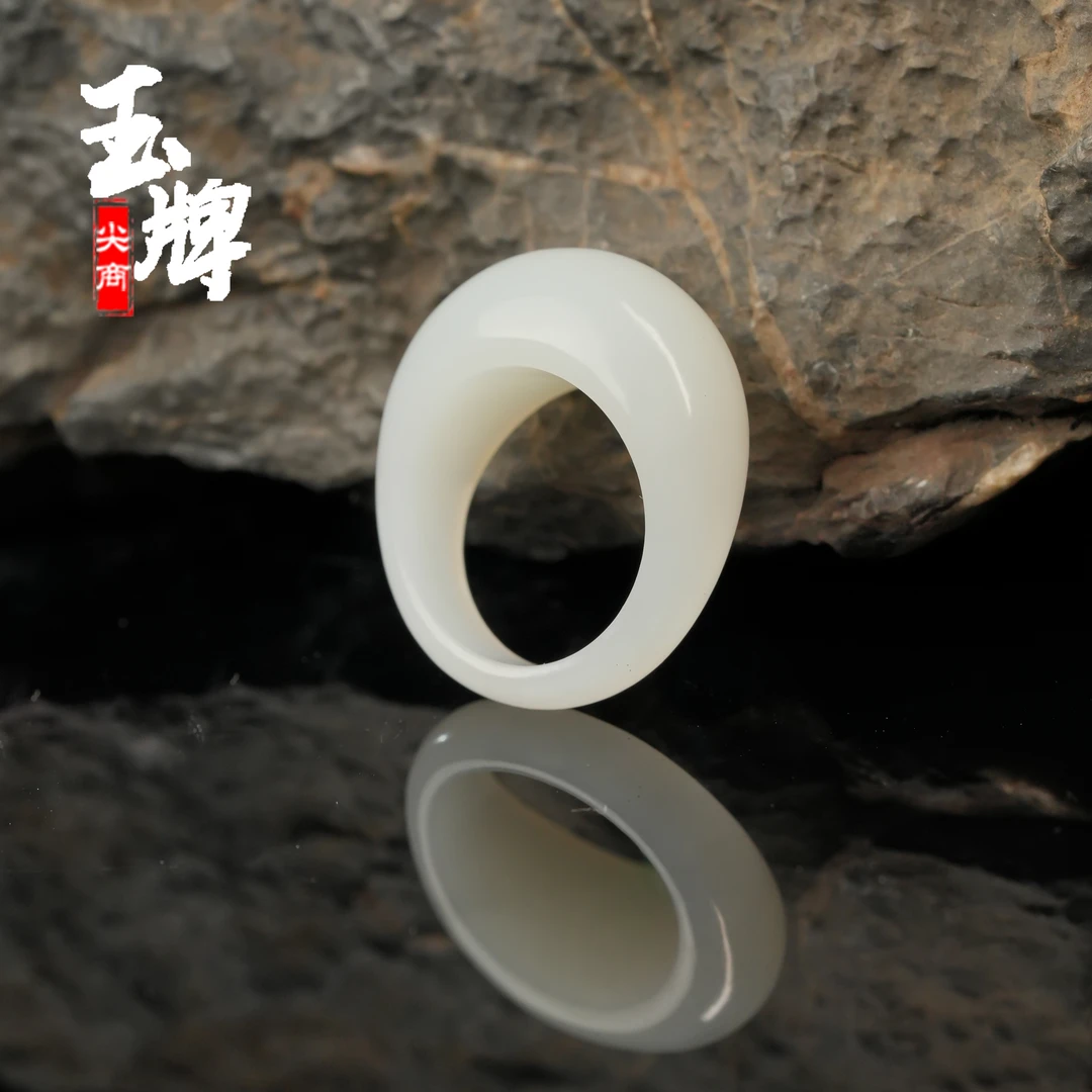 天然和田玉白玉戒指