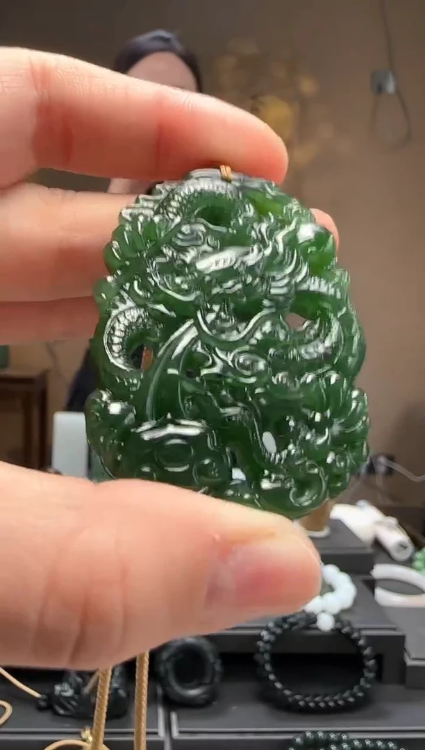 【闪购商品】和田玉碧玉龙牌未镶嵌吊坠