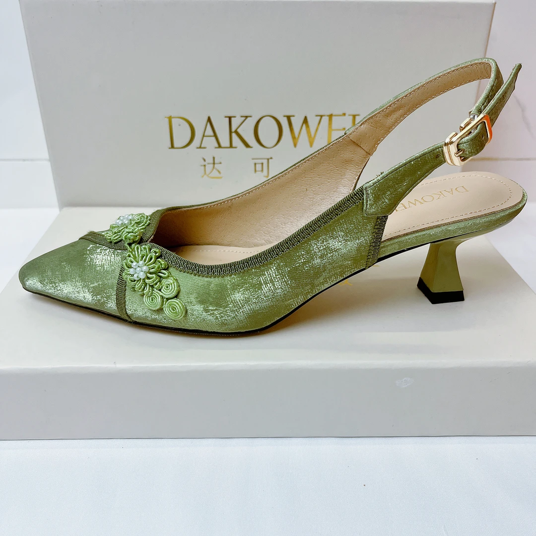 DAKOWEI真皮/5CM2024尖头一字带国风凉鞋绿色中跟包头凉鞋浅口