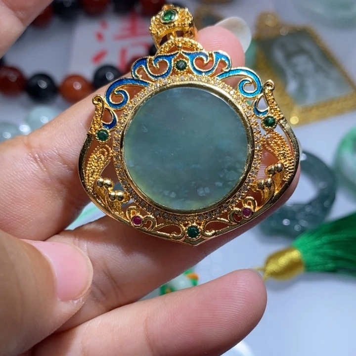 翡翠颈饰未镶嵌保真天然A货翡翠