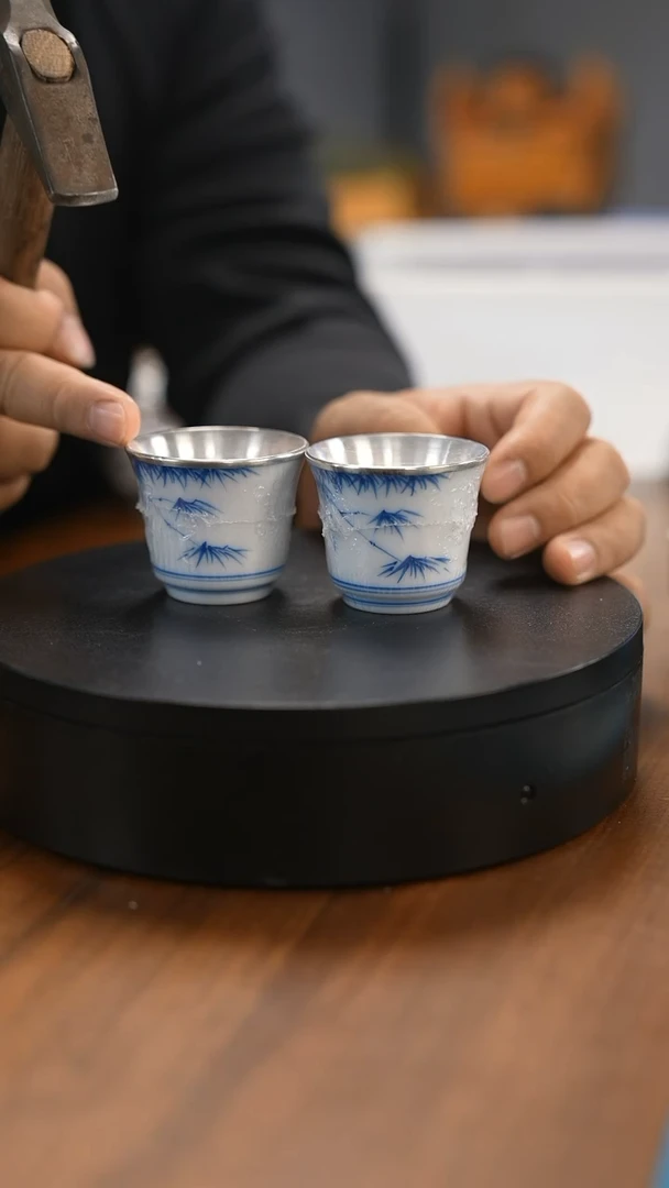 【闪购商品】瓷包银杯子