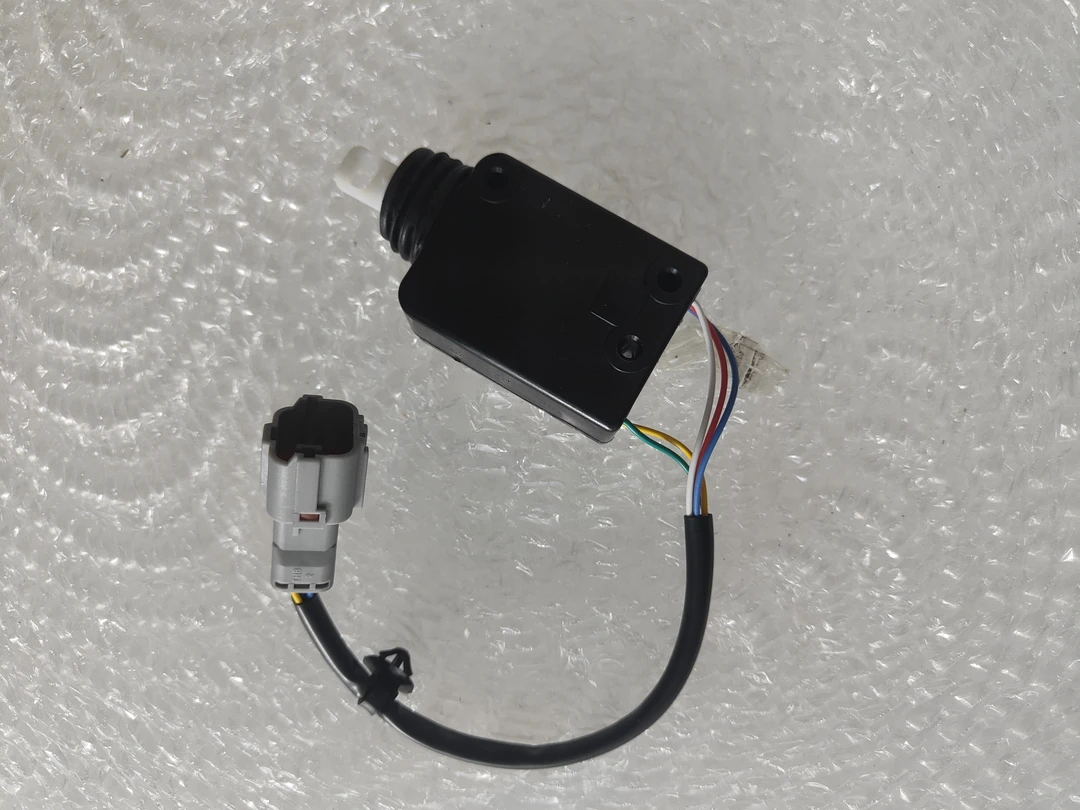 原厂J6L车门锁体电机