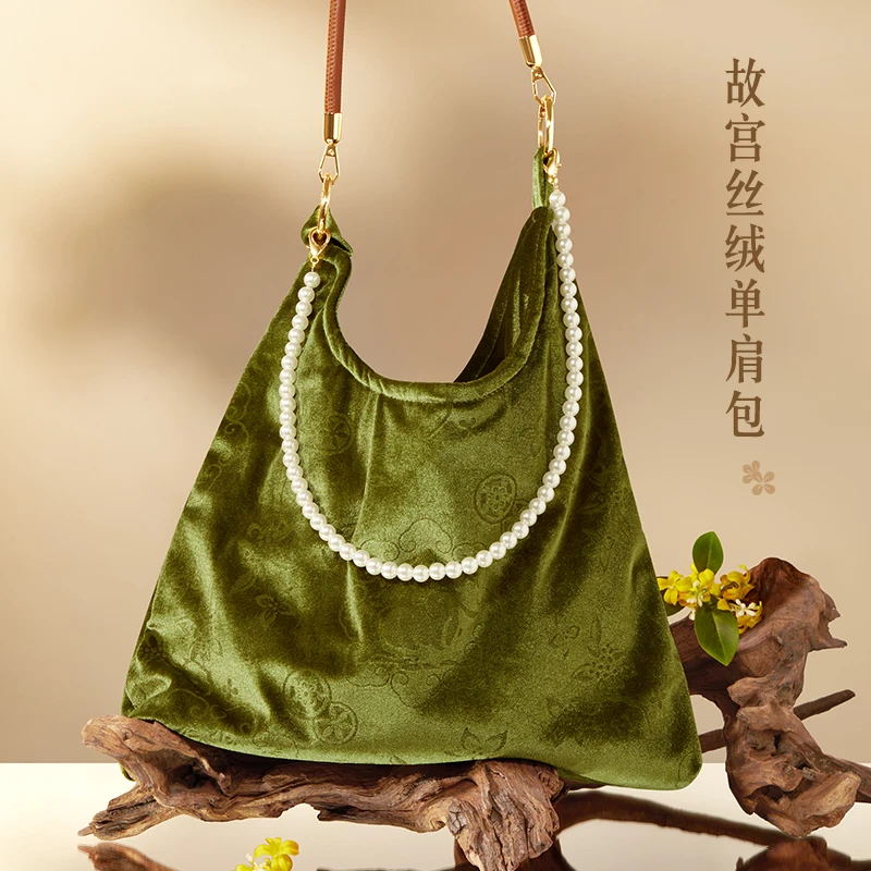 北京故宫文创花间玉兔丝绒包单肩手提包博物馆好物包生日礼物女生