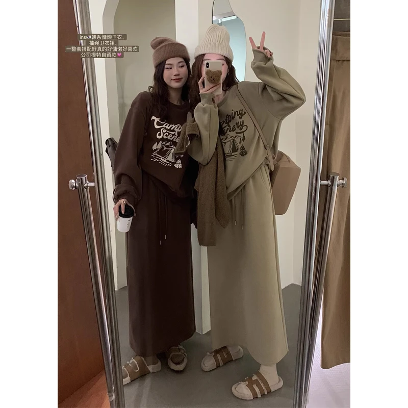 产前产后孕妇装2024秋冬时尚美拉德印花套头加绒加厚半身裙两件套