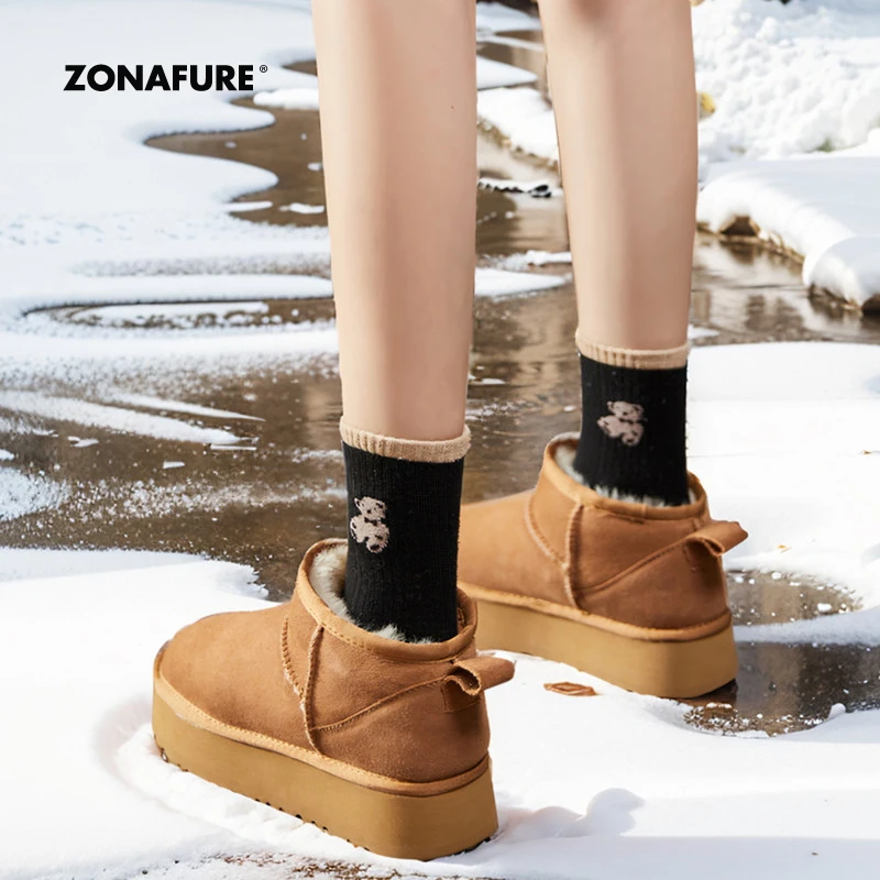 2024新款防水周冬雨雪地靴女厚底防滑加绒保暖东北面包鞋冬季棉靴