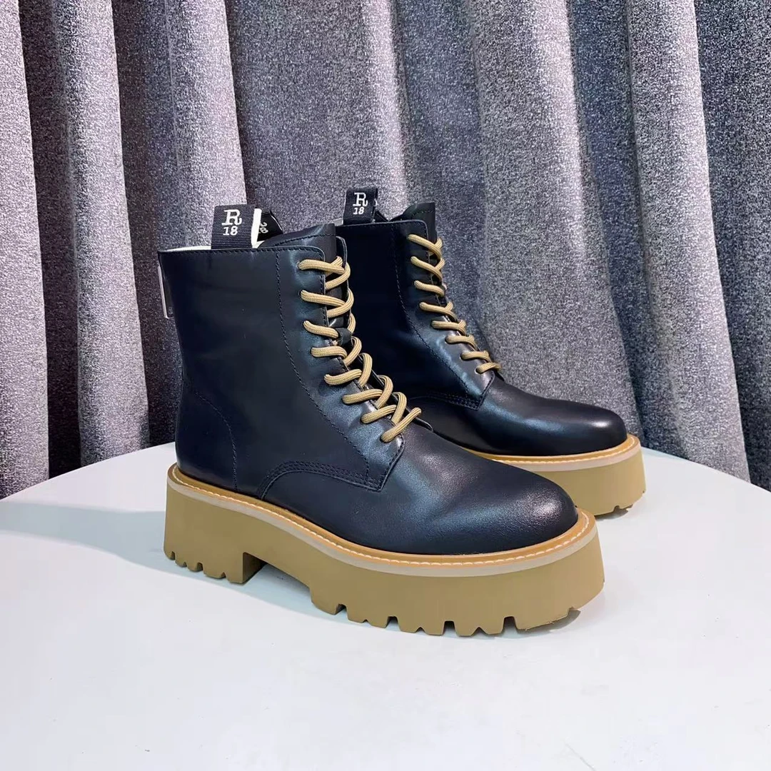 C217 黑色 高端秋冬时尚舒适圆头女真皮 马丁靴