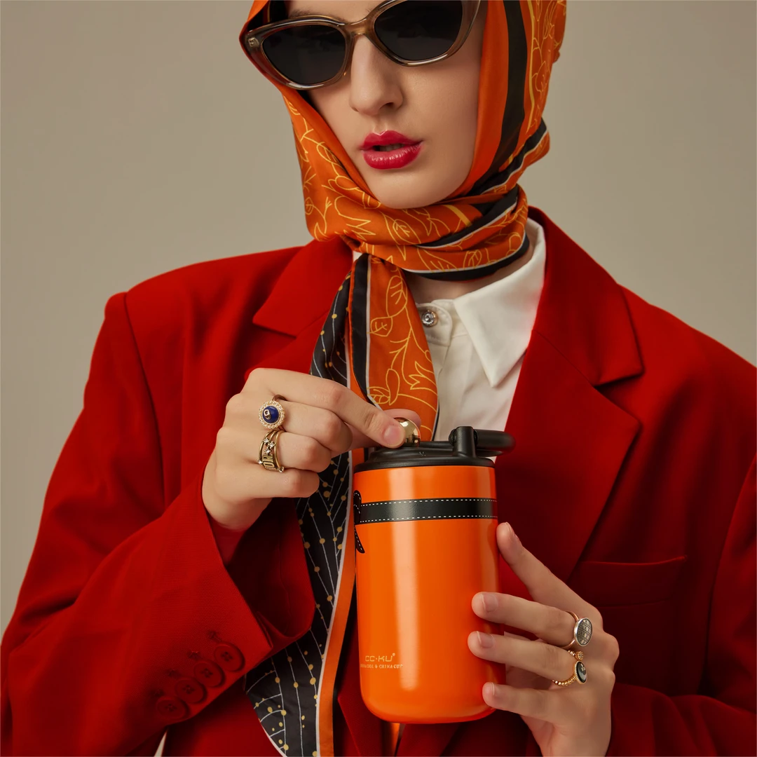 小香风保温杯女生高颜值精致高级感女士水杯办公室吸管杯礼品杯子