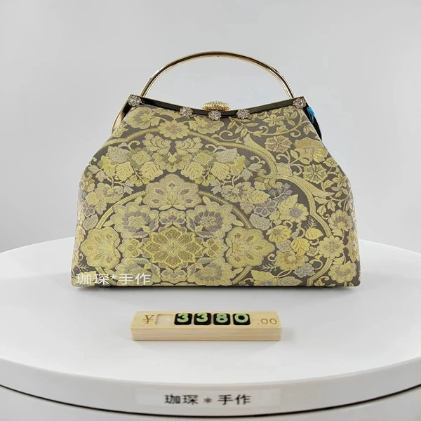 珈琛西阵织 草木染 18cm贝壳无孔口金包