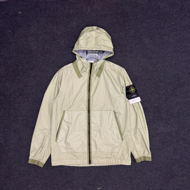 Stone Island石头岛/黑标Logo冲锋衣外套/99新/尺码L/公价5K