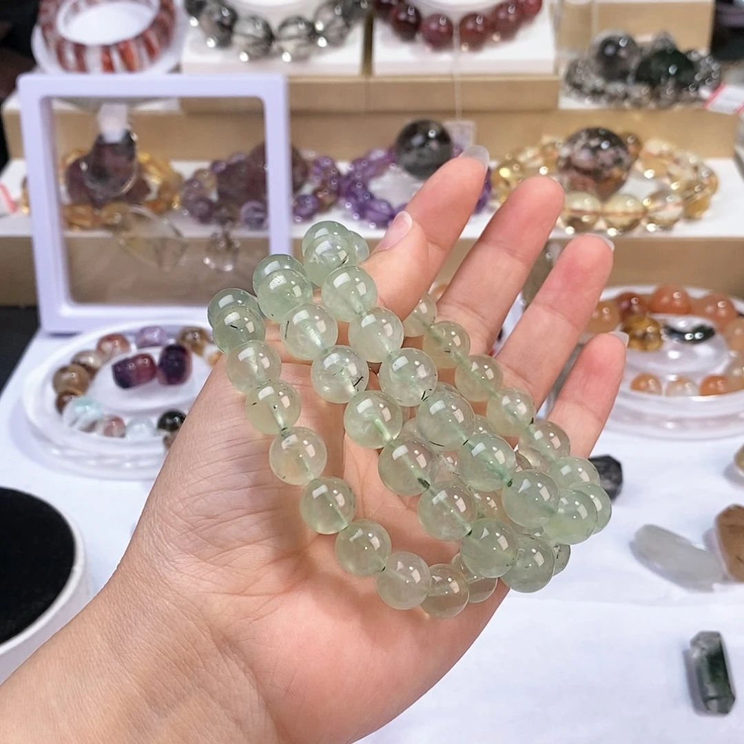 水晶颈饰未镶嵌，