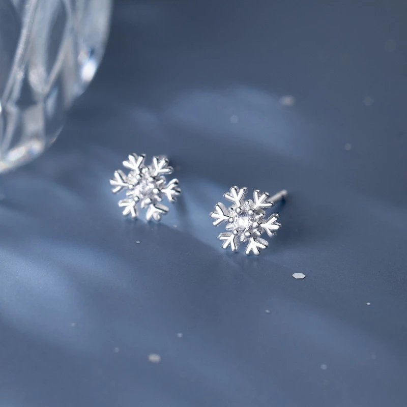 诗为 925银耳饰 小清新文艺圣诞系镶钻雪花耳钉精致女耳饰品G5821