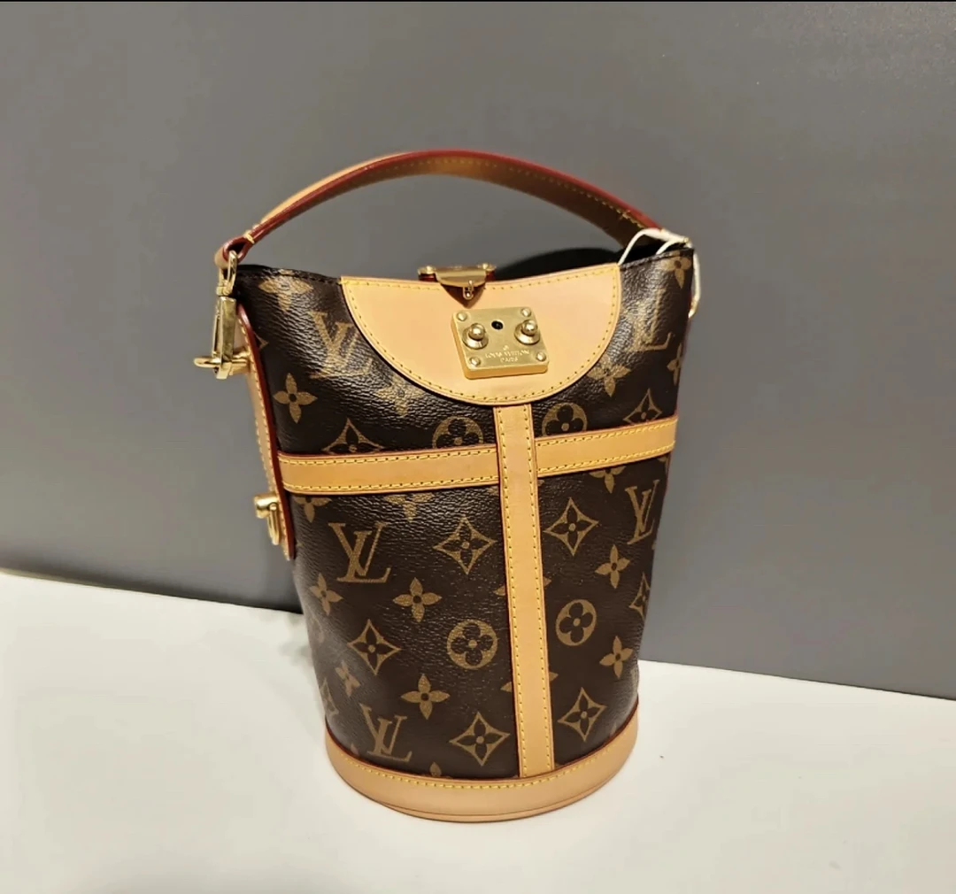 99新 LouisVuitton/路易威登 Lv芯片款薯条单肩斜挎包