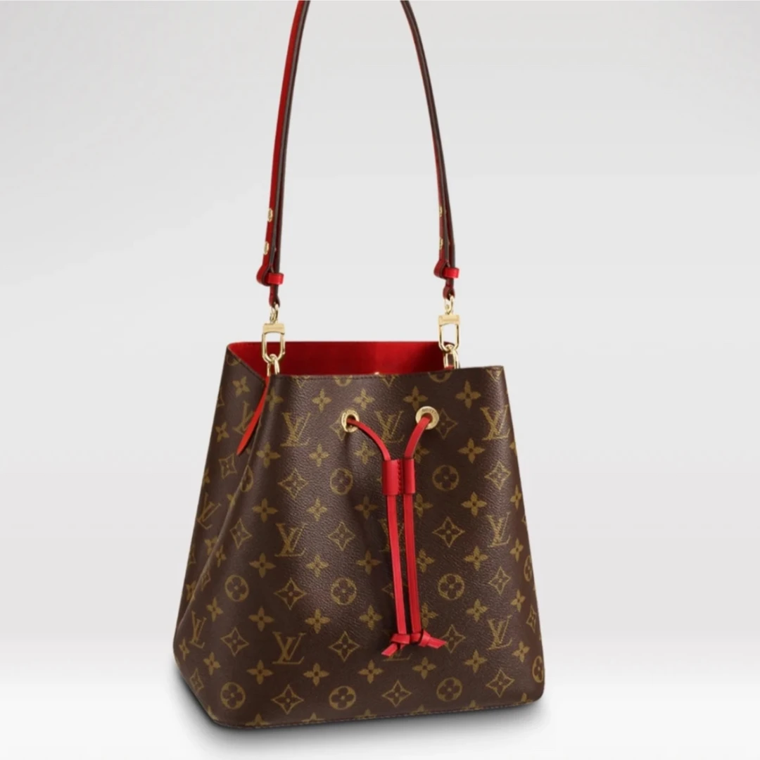 99新 LouisVuitton/路易威登 红桶肩包抽绳经典水桶（24年大全套）