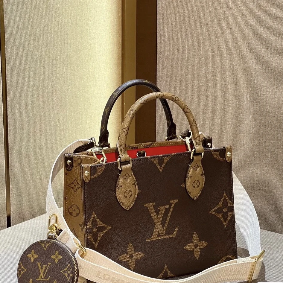 全新未使用  Lv小号onthego包/小芒果