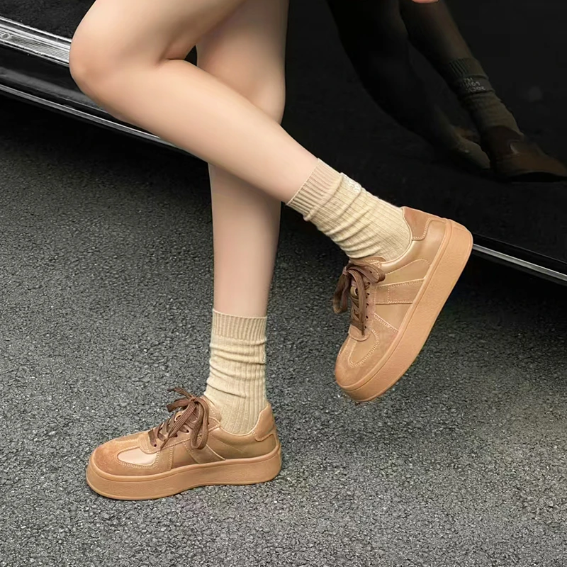 25116厚底增高真皮时尚德训鞋女鞋2024秋新款休闲系带百搭板鞋