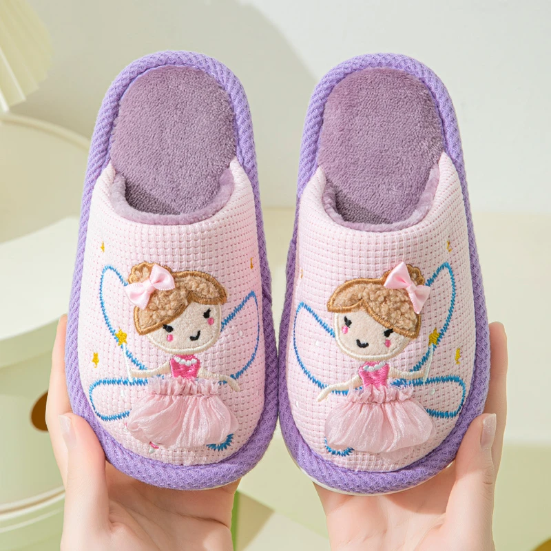 儿童棉拖鞋女童公主秋冬季宝宝居家软底小孩可爱萌毛绒棉拖中大童