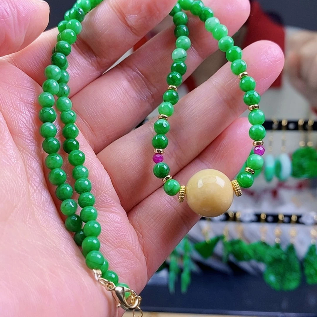 【闪购商品】翡翠颈饰未镶嵌