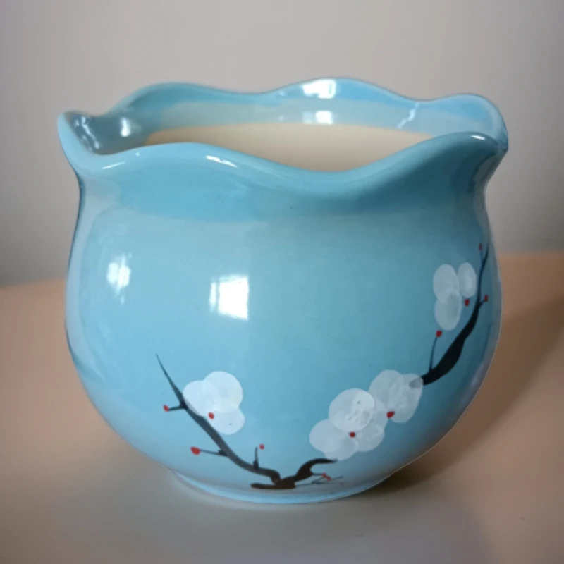 梅花图案陶瓷花盆，三种颜色，每个九块九，颜色随机发。