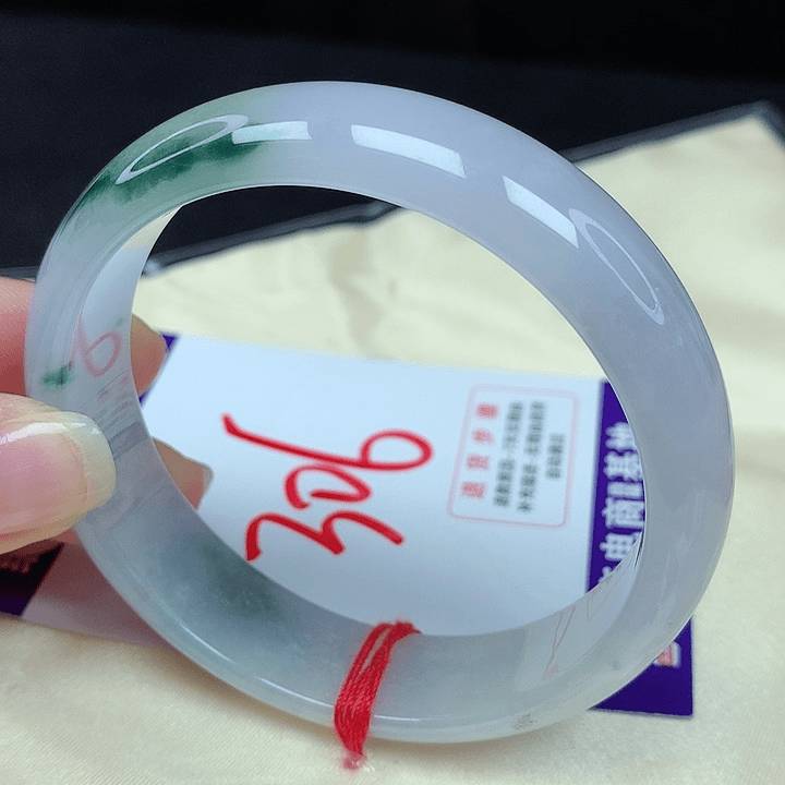 【闪购商品】翡翠手镯未镶嵌翡翠