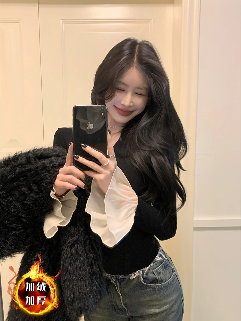 【现货秒发】法式气质显瘦V领黑色打底衫冬季新款内搭修身拼接上衣