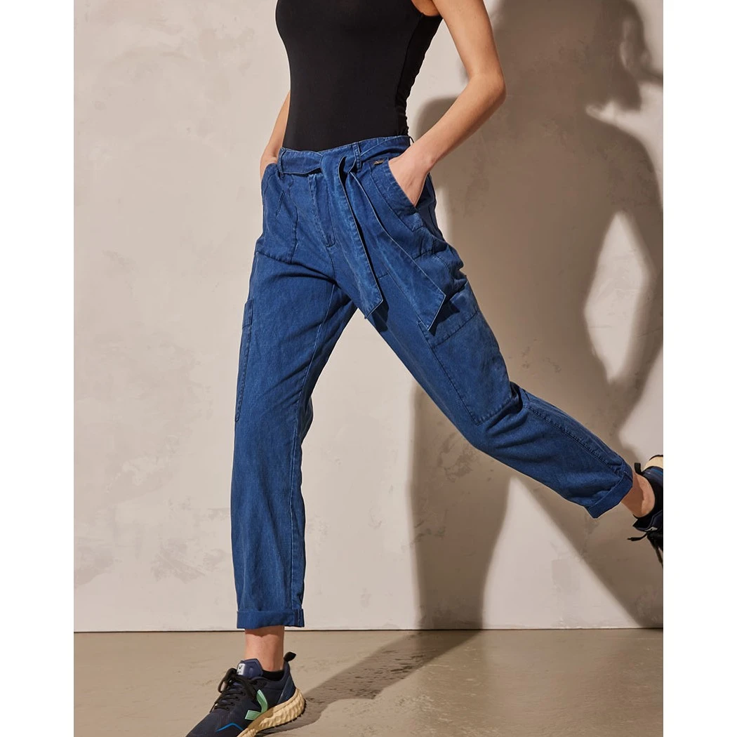 新款百搭天丝水洗牛仔风格休闲裤纯色宽松薄时尚气质透气工装裤