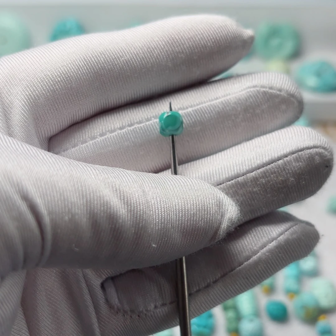 【闪购商品】绿松石雕件未镶嵌