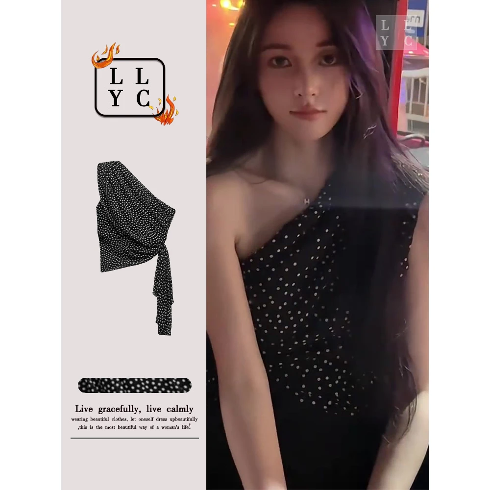 法式纯欲斜单边露肩别致设计感波点上衣夏季新款甜辣妹短款雪纺衫