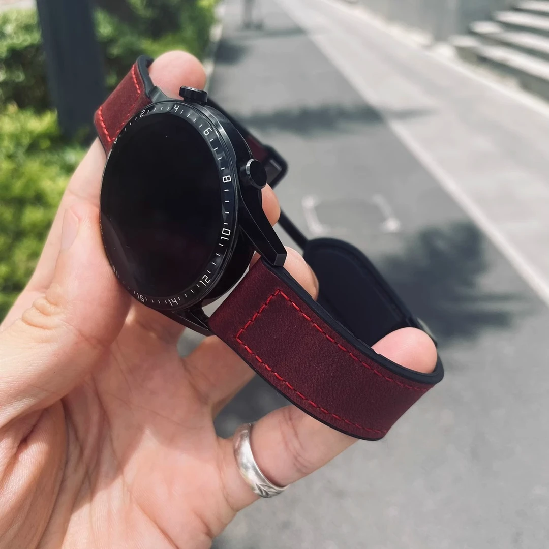 卡容表带适用华为手表GT2表带GT3pro磁吸扣watch3酒红4疯马皮真皮
