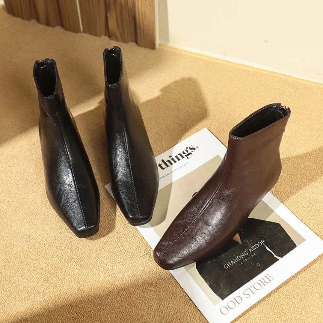 闭店青，低跟短靴，NO退NO换