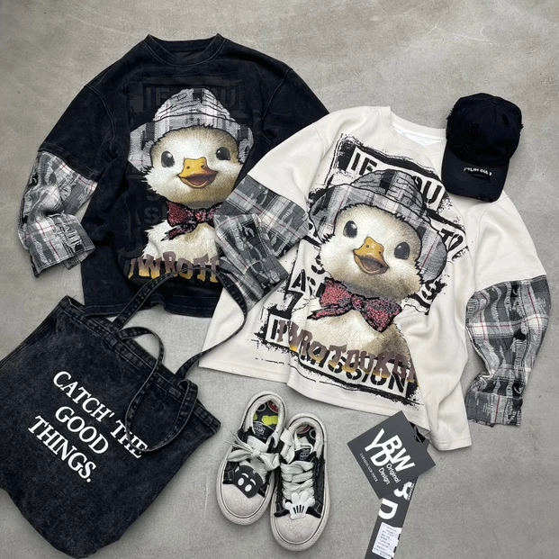 秋冬新款黄嘴鸭圆领假两件潮牌打底工艺款（YBDW原创正版）2523