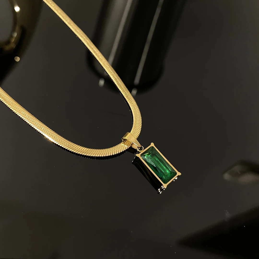 钛钢项链 不掉色方块绿绿锁骨链项链 OY226-3