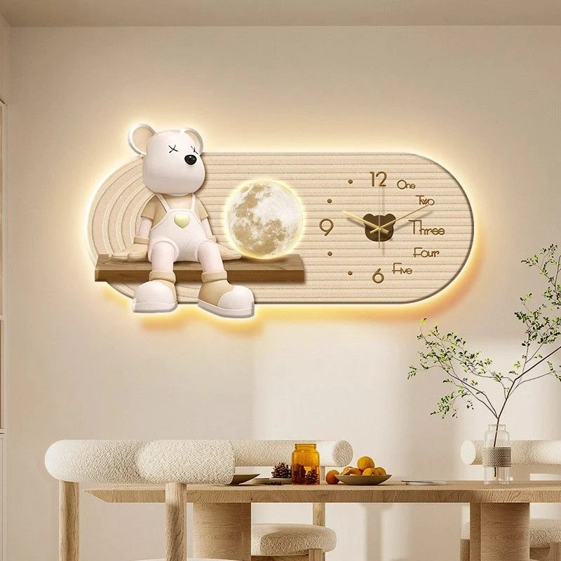 奶油风小熊餐厅钟表挂画带钟表可爱挂钟客厅墙饰时钟高档发光卧室
