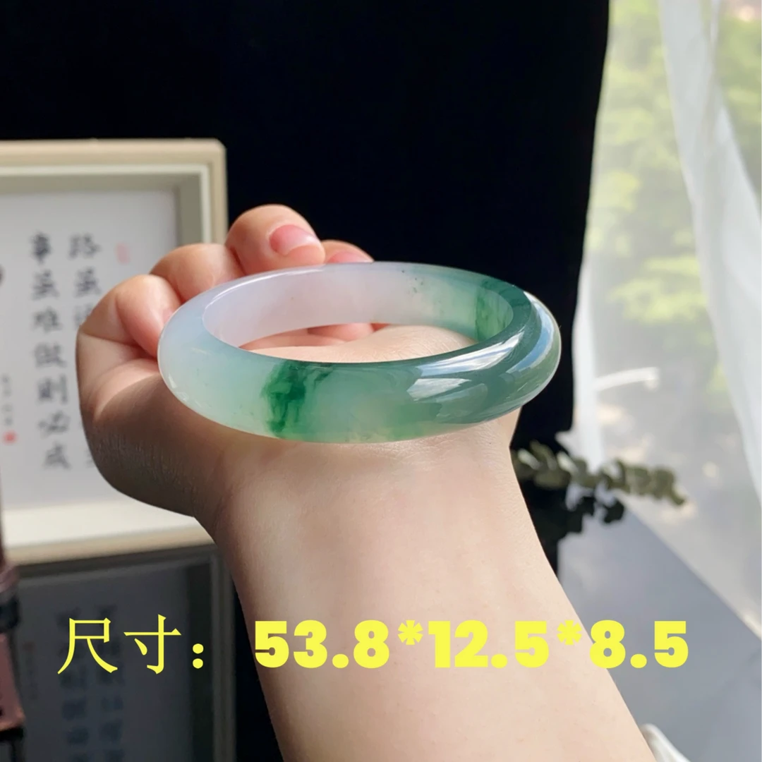 【清货仅一条】天然缅甸翡翠A货保正品保真 冰飘绿花半山水成品手镯