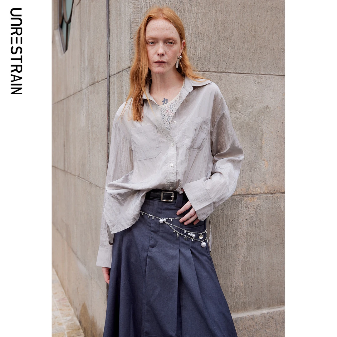 【UNRESTRAIN】UNR设计师品牌2024新品高级灰亮面小众时尚衬衫女
